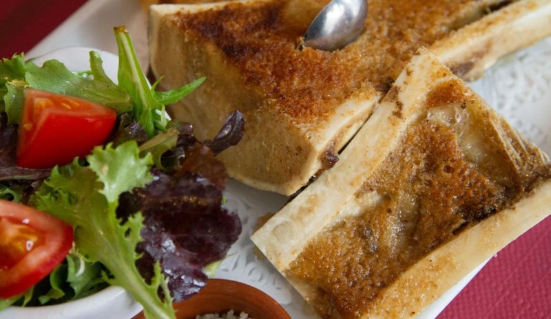 Полезный гастротренд: как мозговые кости стали изысканным блюдом (+рецепт) - «Кулинарные рецепты» Полезный гастротренд: как мозговые кости стали изысканным блюдом (+рецепт) - «Кулинарные рецепты»